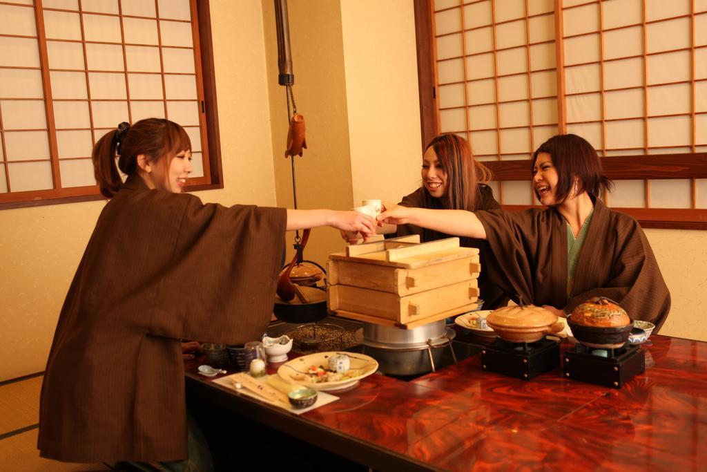 Okuhida Garden Hotel Yakedake Такаяма Екстериор снимка