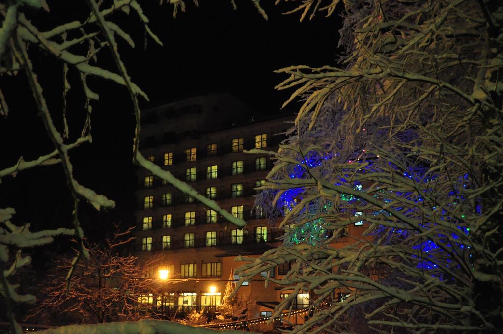 Okuhida Garden Hotel Yakedake Такаяма Екстериор снимка