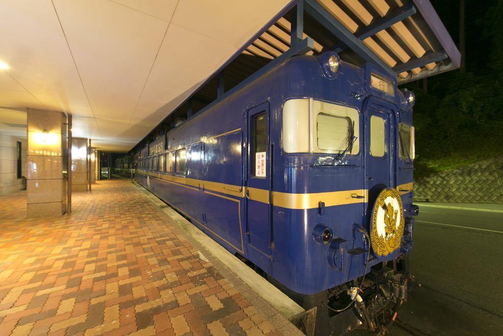 Okuhida Garden Hotel Yakedake Такаяма Екстериор снимка