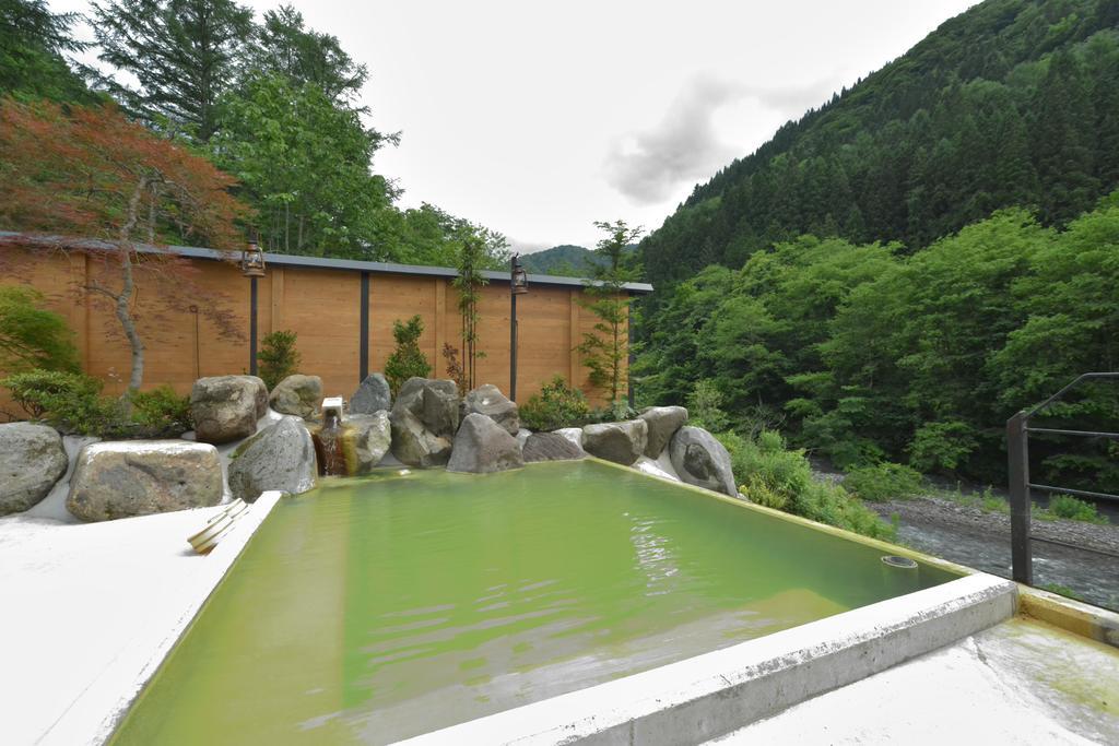 Okuhida Garden Hotel Yakedake Такаяма Екстериор снимка