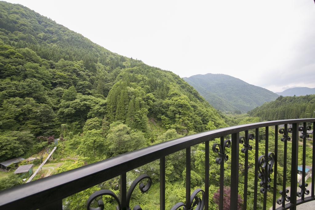 Okuhida Garden Hotel Yakedake Такаяма Екстериор снимка